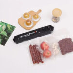 Vacuum Food Sealer With 60 Bags UK - Image 6