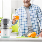 Electric USB Charging Juice Squeezer and Juicer UK - Image 7
